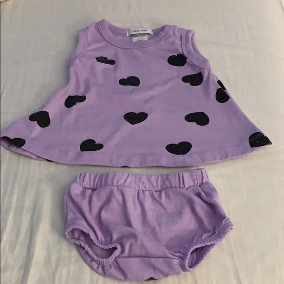 Adorable Little Mish Matching Top & Bottom Set💜 - Picture 2 of 6